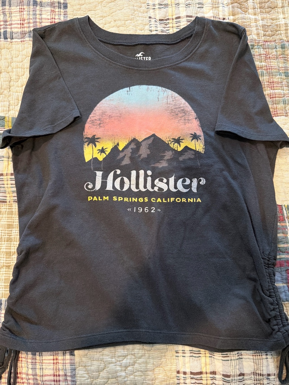 Hollister Black Short-Sleeve Sunset Graphic Tee